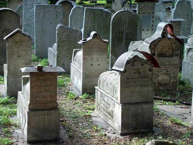 Krakow jewish cemetery