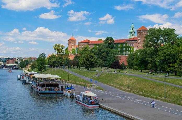 widok na Wisle i Wawel